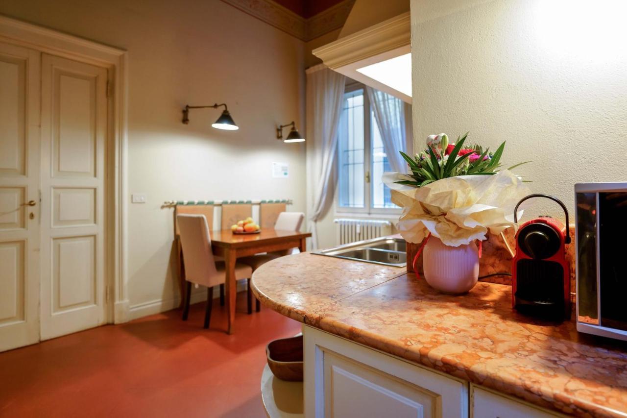 Suite Aldrovandi, With Private Garden Bologna Exterior photo