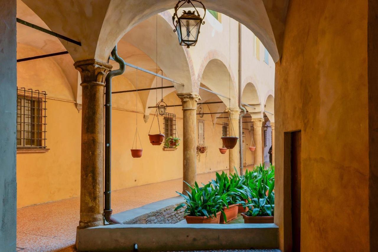 Suite Aldrovandi, With Private Garden Bologna Exterior photo